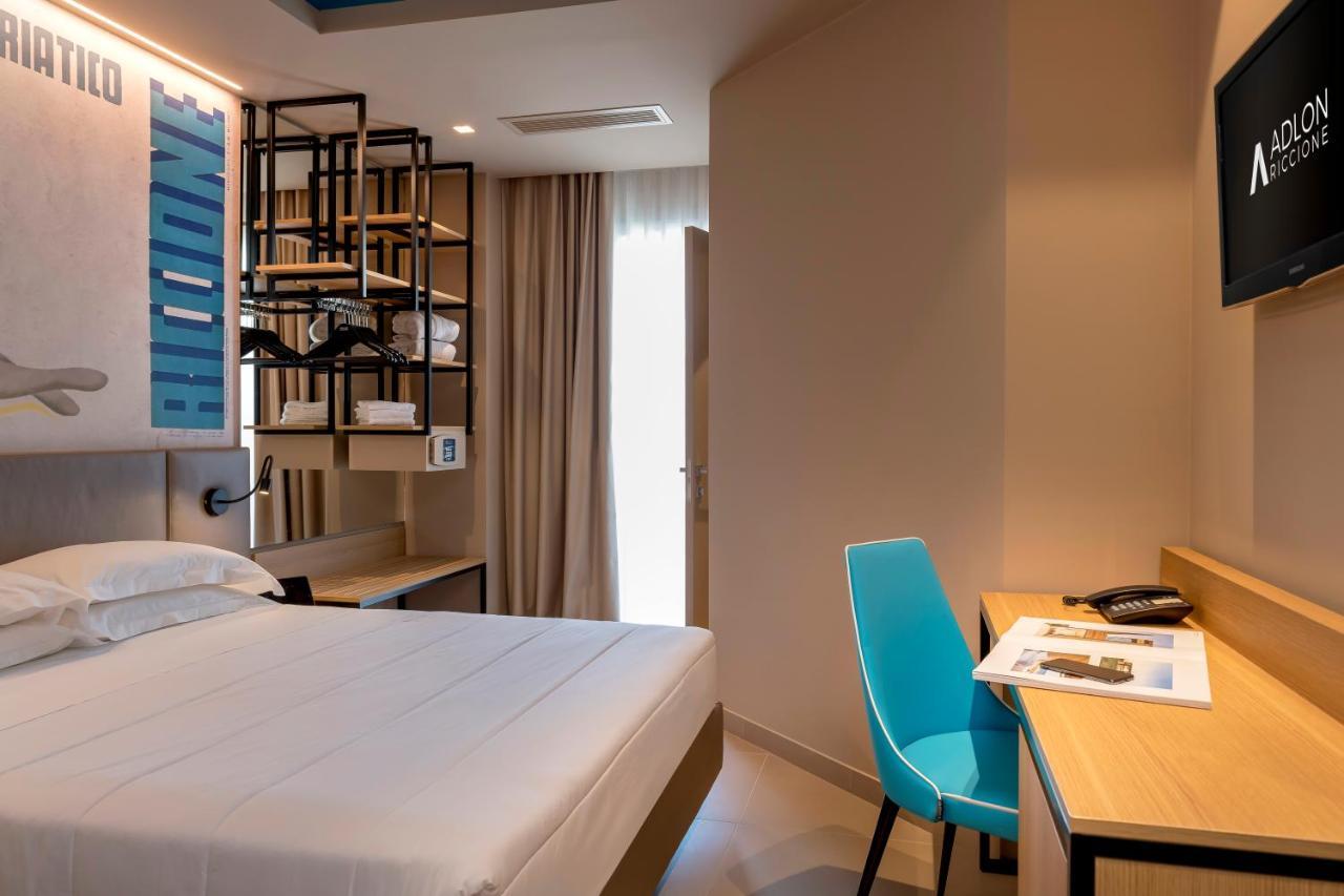 Hotel Adlon - Fronte Mare Riccione Esterno foto