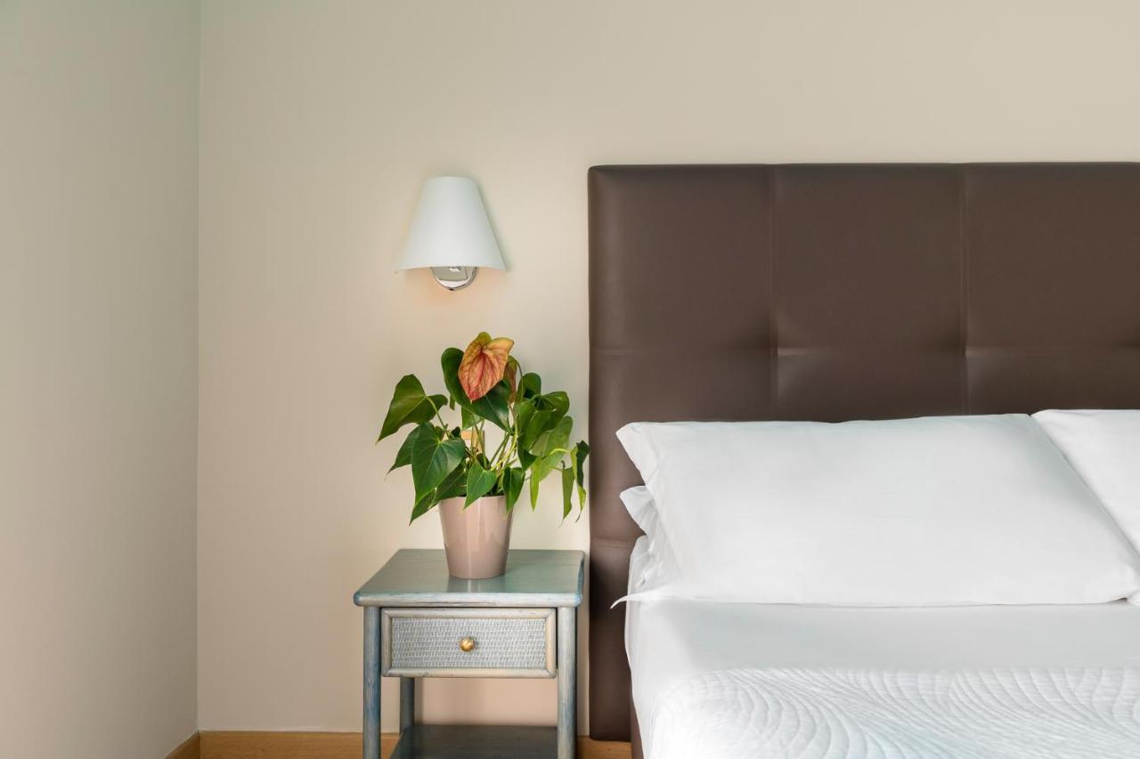 Hotel Adlon - Fronte Mare Riccione Esterno foto