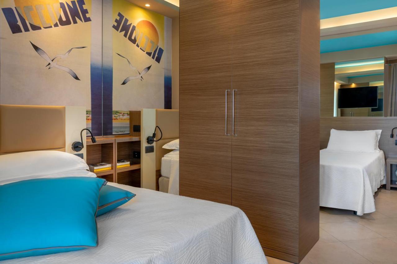 Hotel Adlon - Fronte Mare Riccione Esterno foto