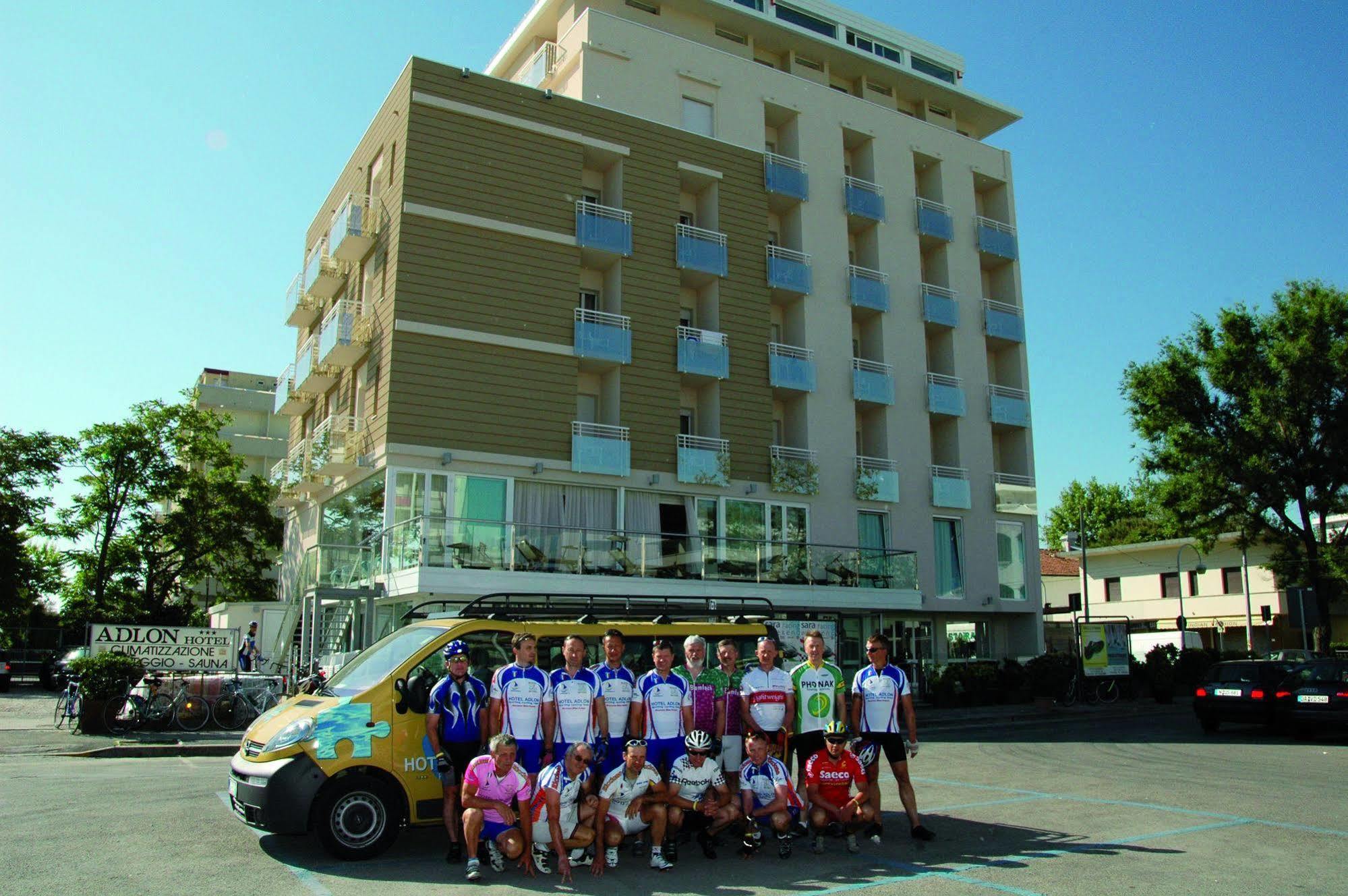 Hotel Adlon - Fronte Mare Riccione Esterno foto